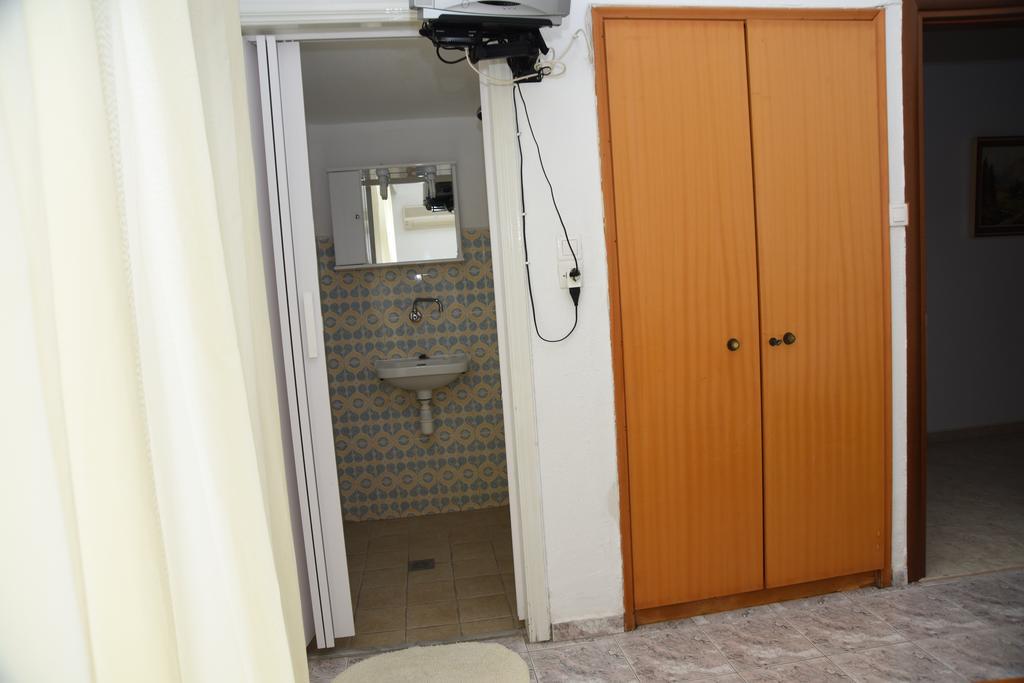 Anestis Chatzimihail Rooms Kamariotissa Экстерьер фото